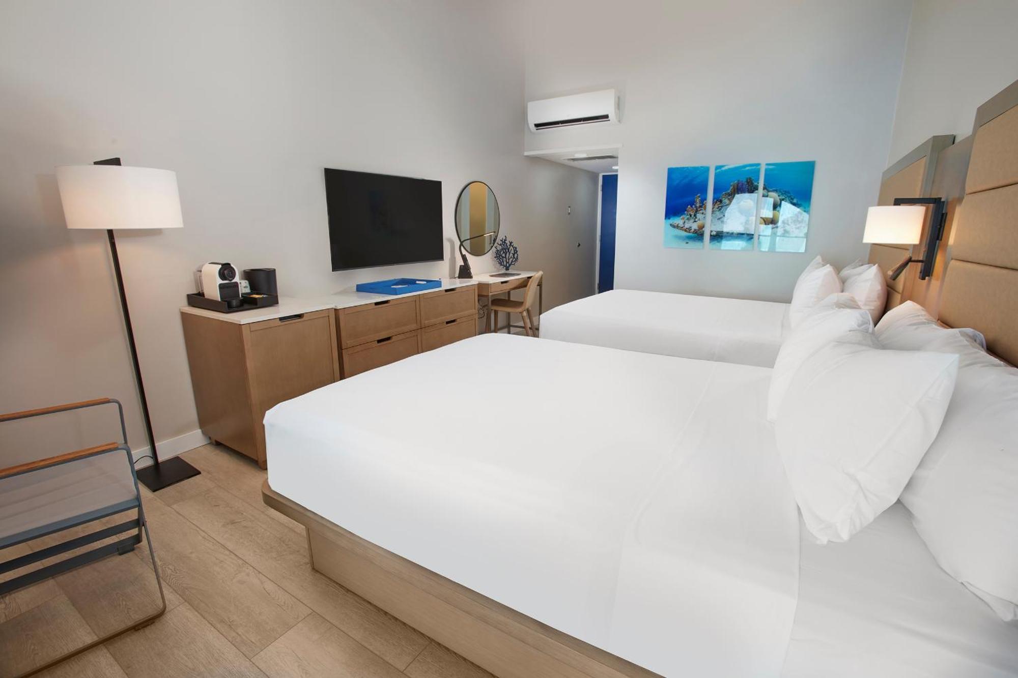 Pool Garden View Guest Room