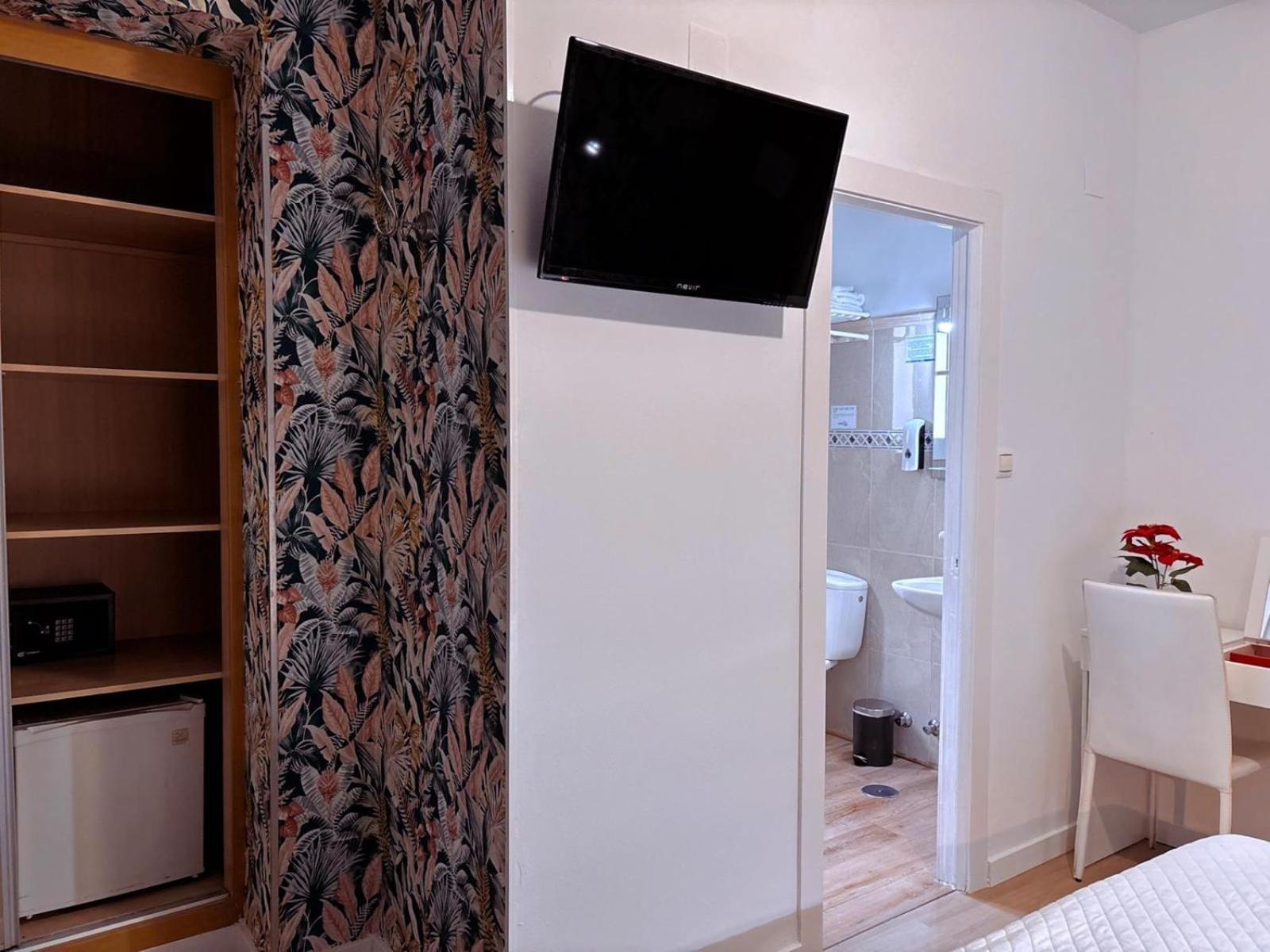 Double or Twin Room Terrace