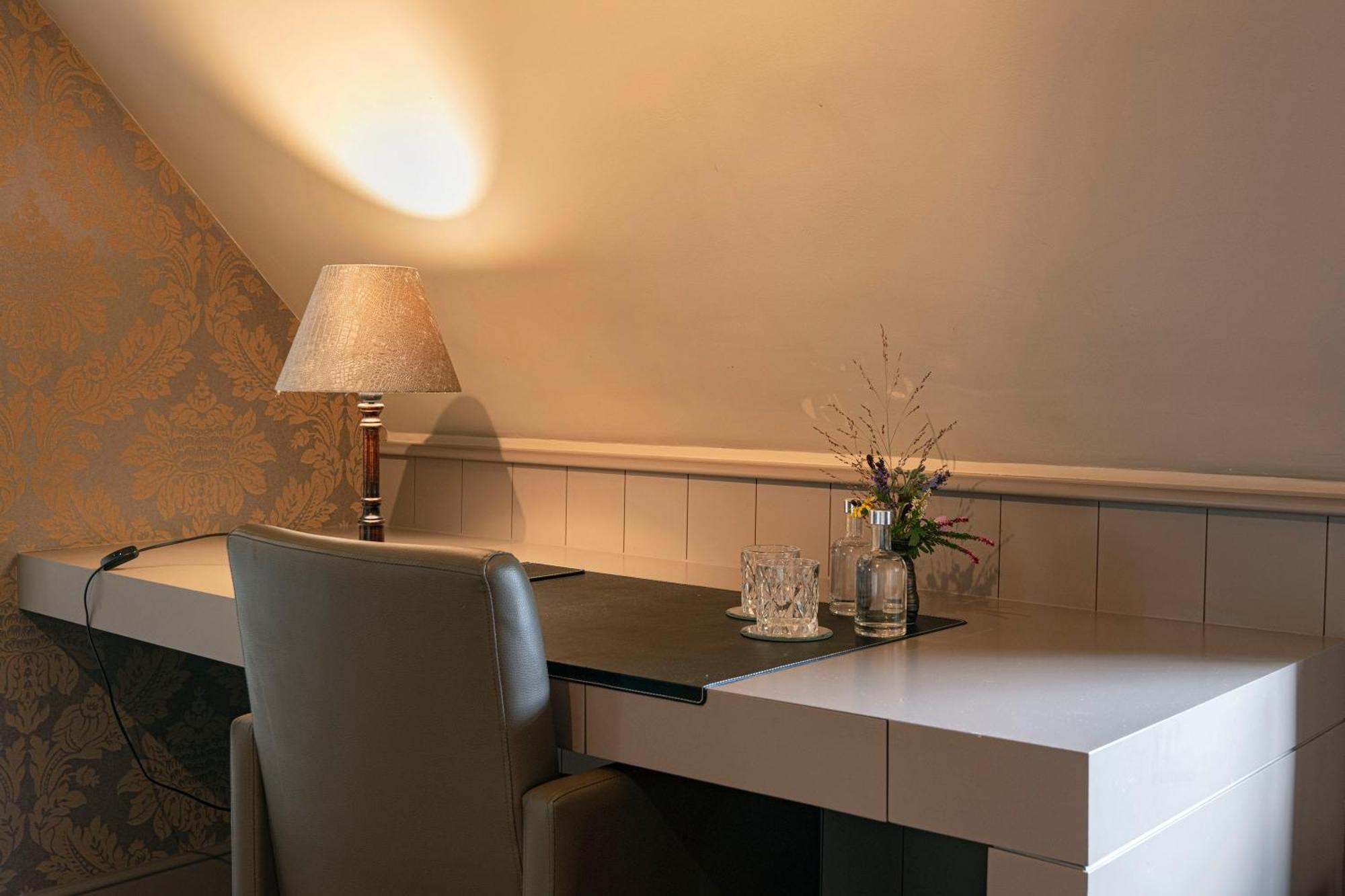 Superior King Suite