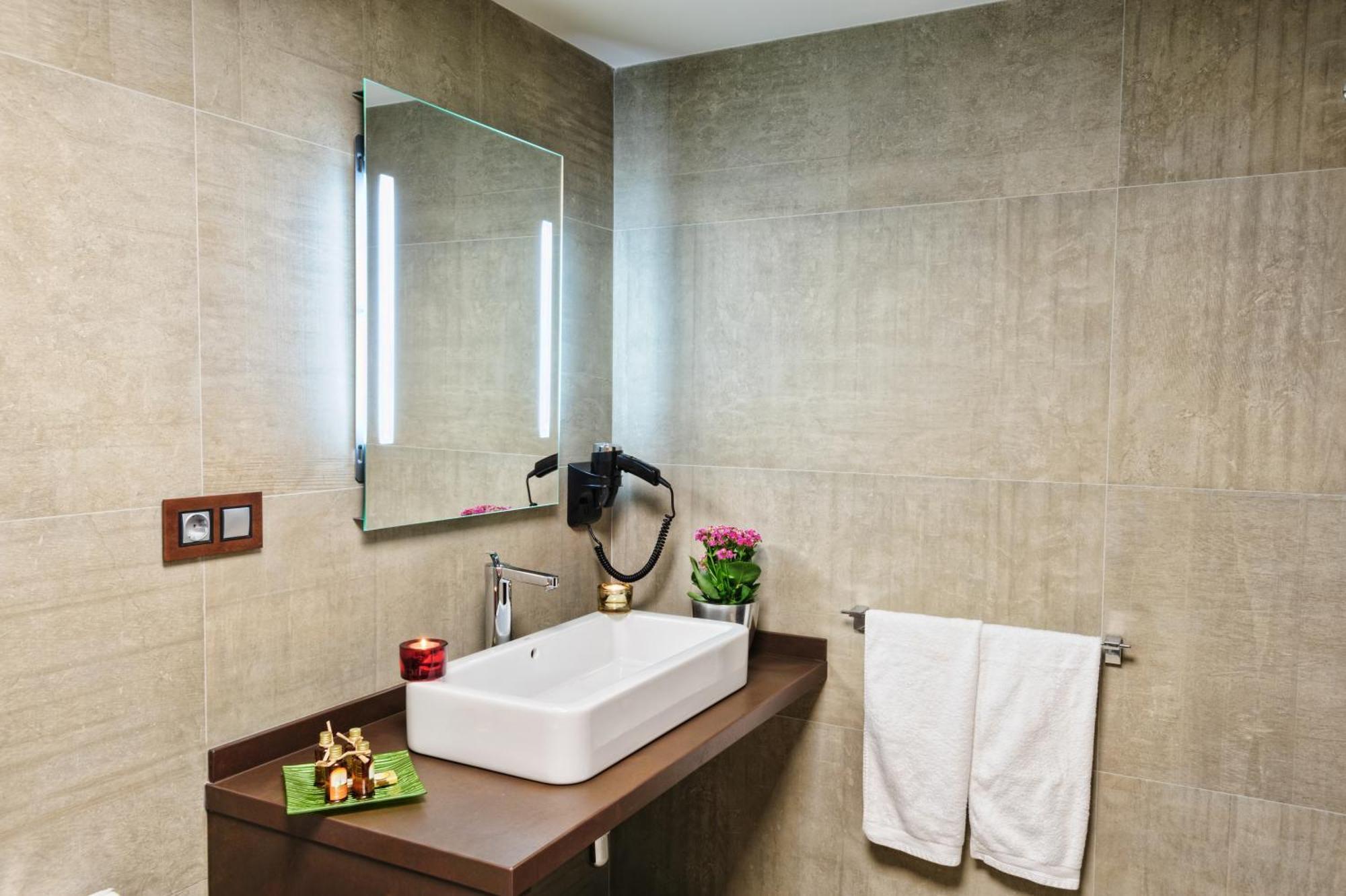 Suite Spa Bath