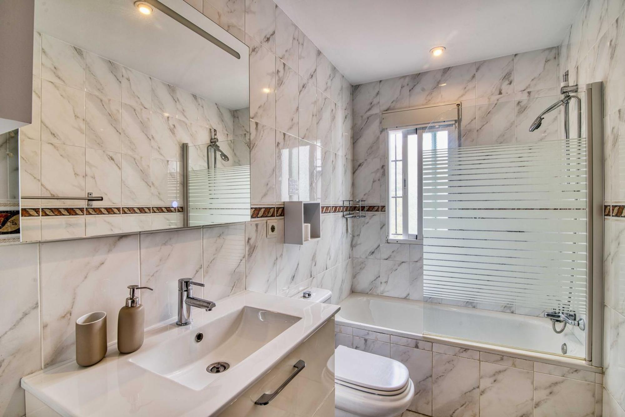 Double Room Bathroom