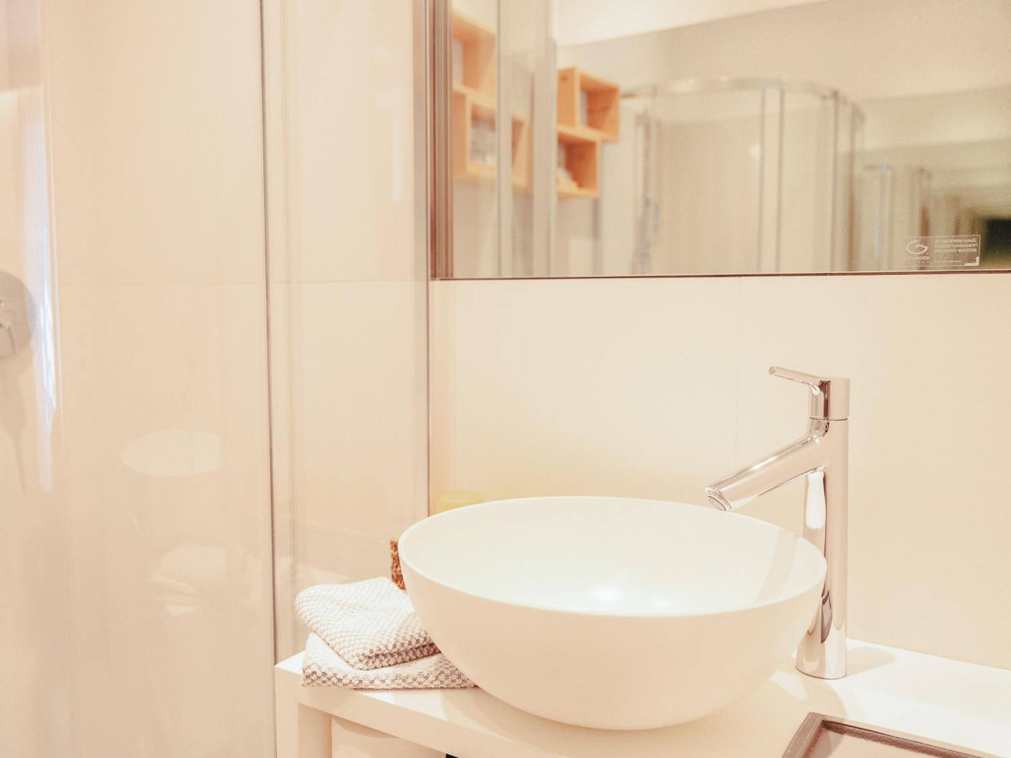 Classic Single Room Shower,1609738481:JPEG