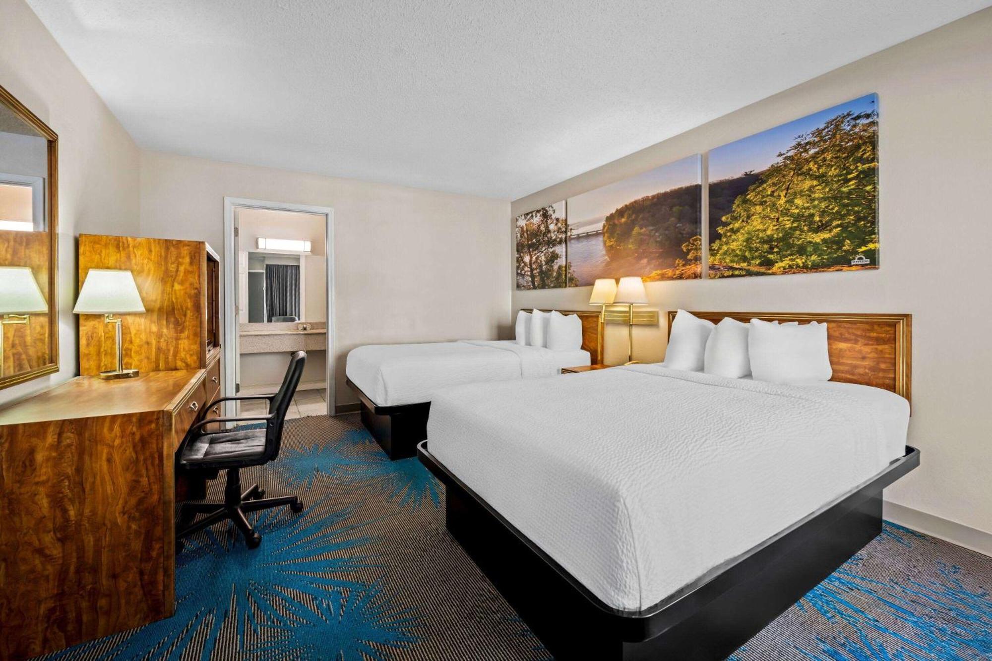 Deluxe Double Room Two Double Beds Non-Smoking