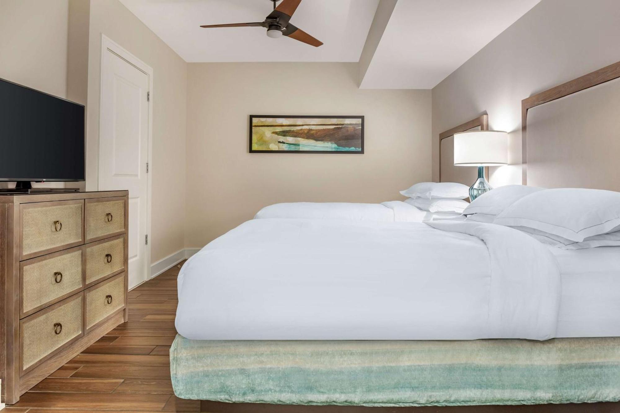 Two-Bedroom Suite with Sofa Bed,1551653500:JPEG