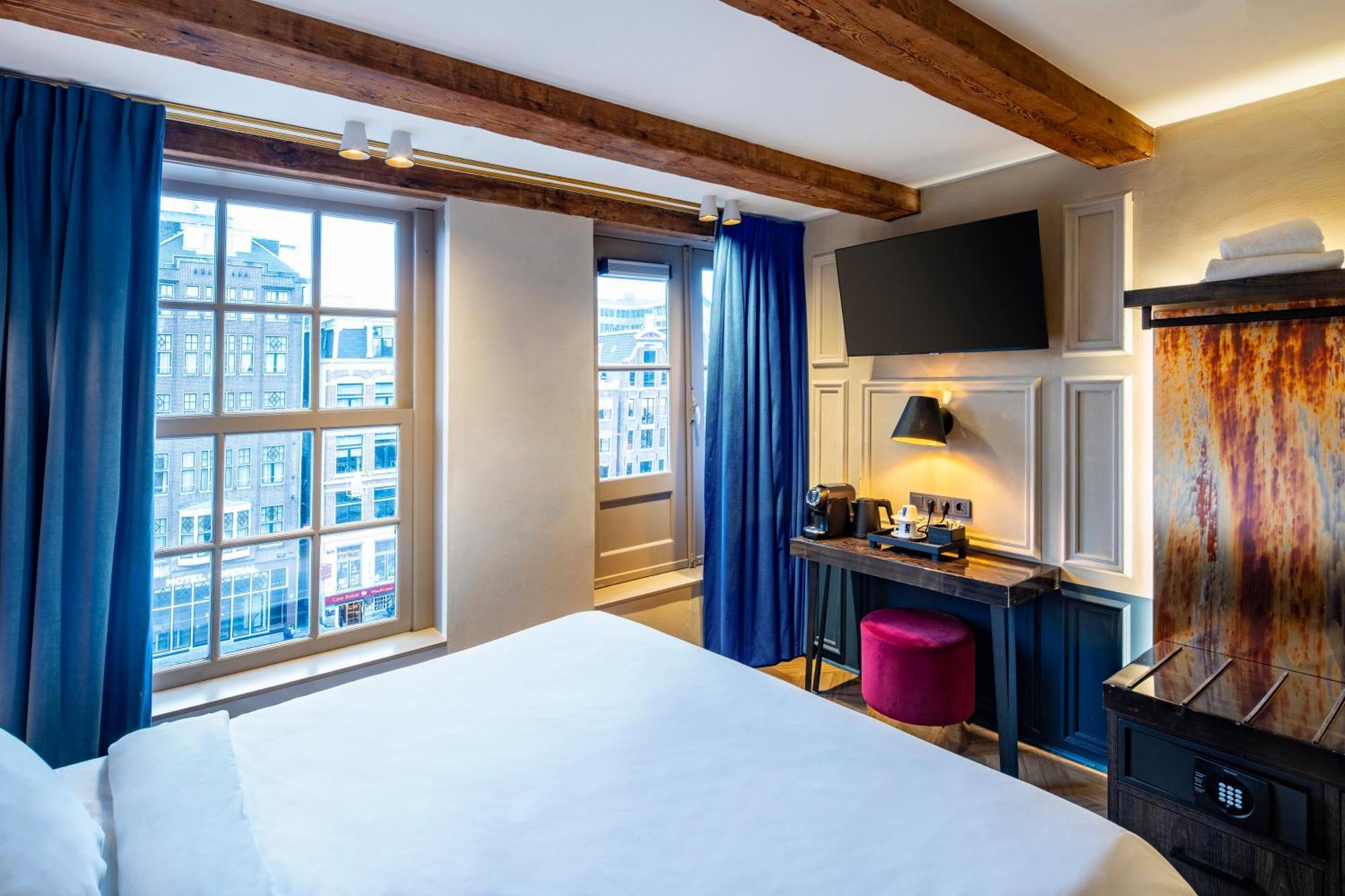 Standard Double Room City View