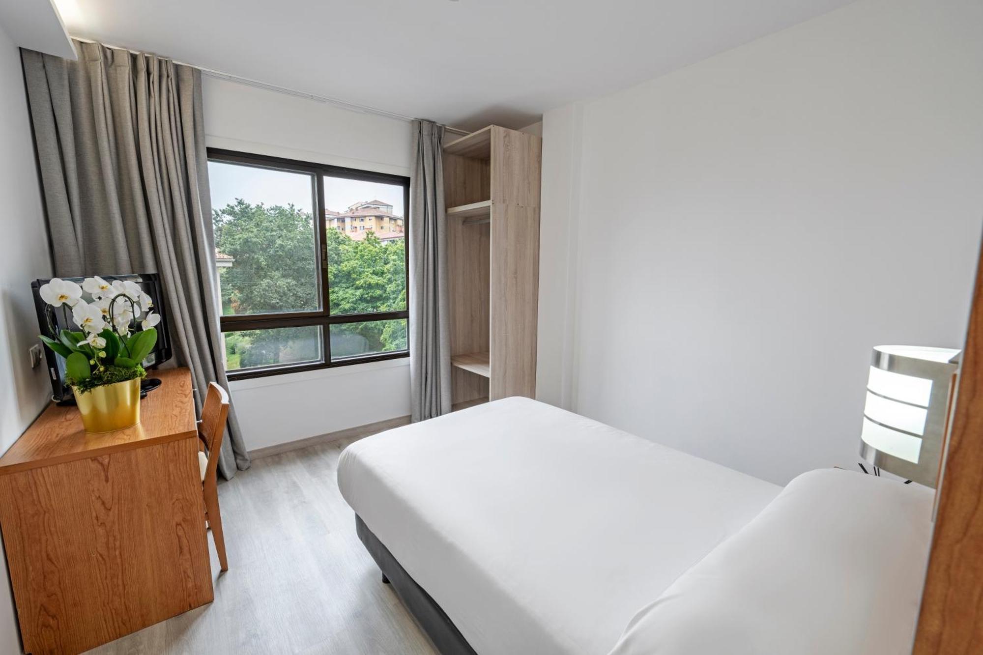 1 Single Bed,1624313134:JPEG