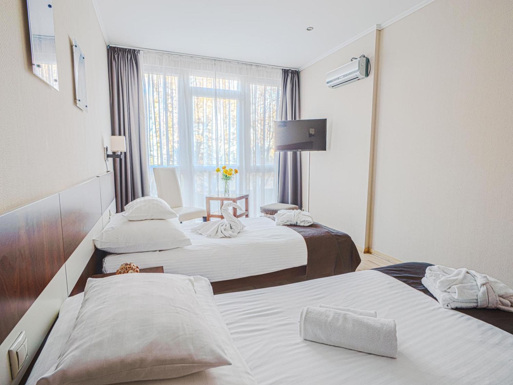 Double or Twin Room Balcony