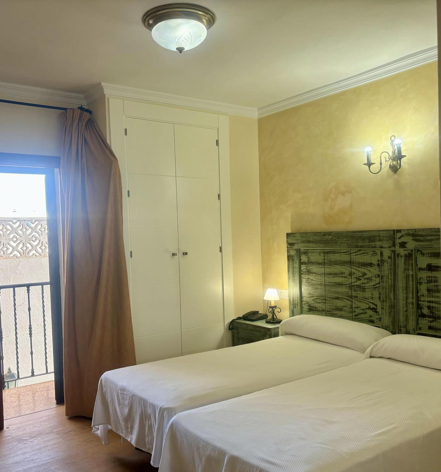Double or Twin Room,1624317738:JPEG