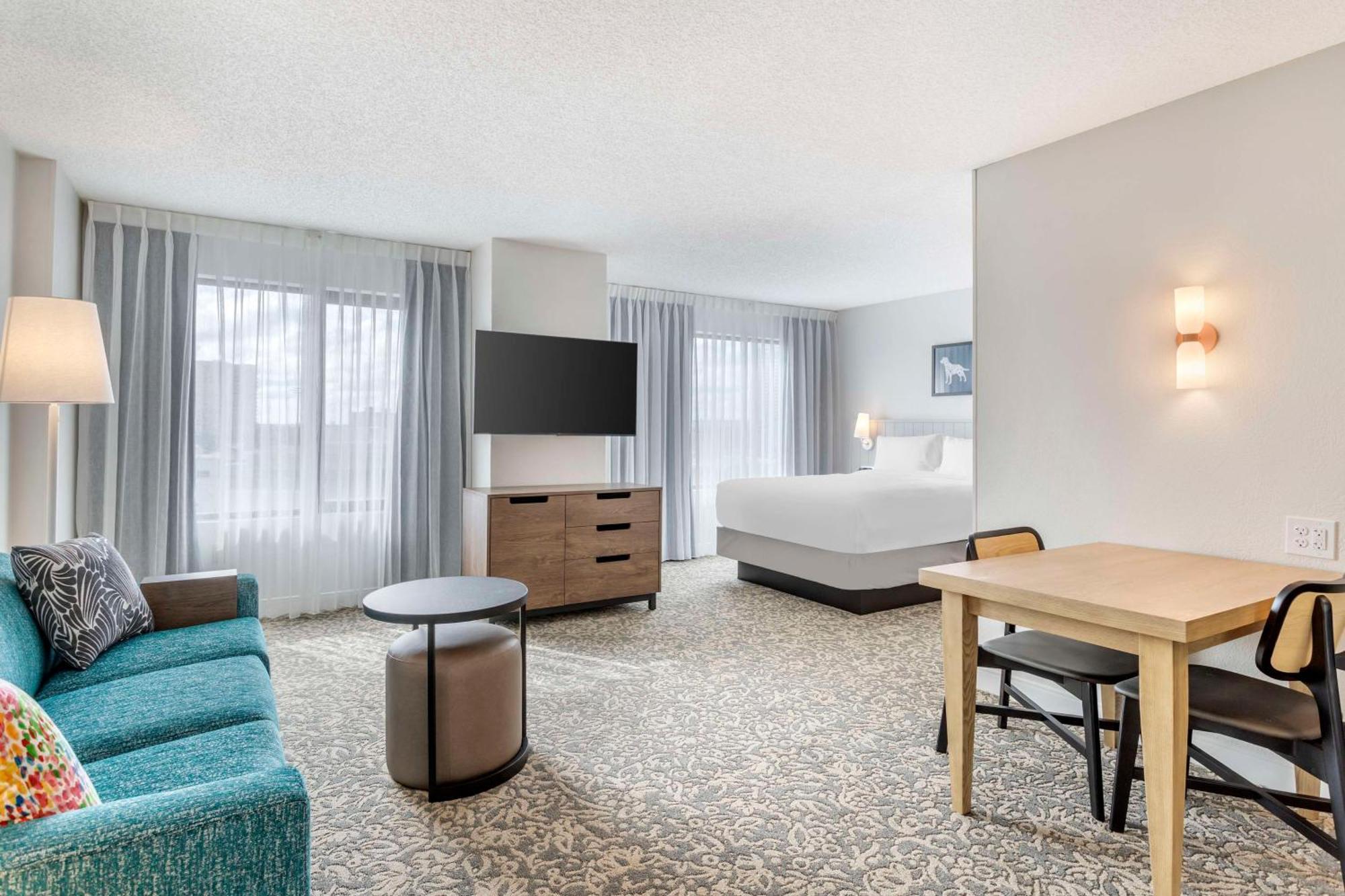 Mobility Accessible Studio Suite Queen Roll Shower