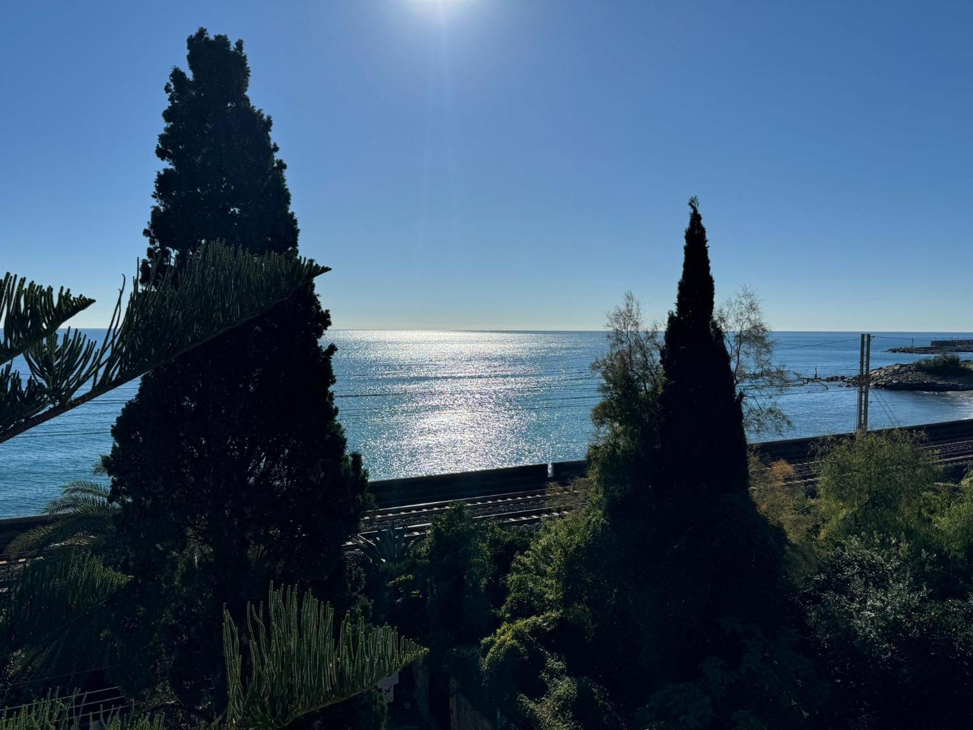 Two-Bedroom Apartment Terrace Sea View
