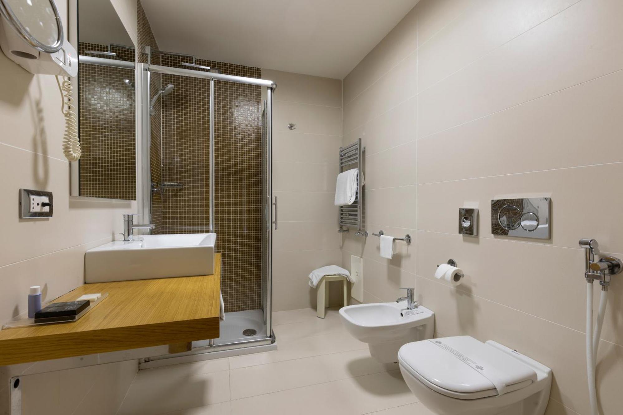 Single Room,1680577891:JPEG