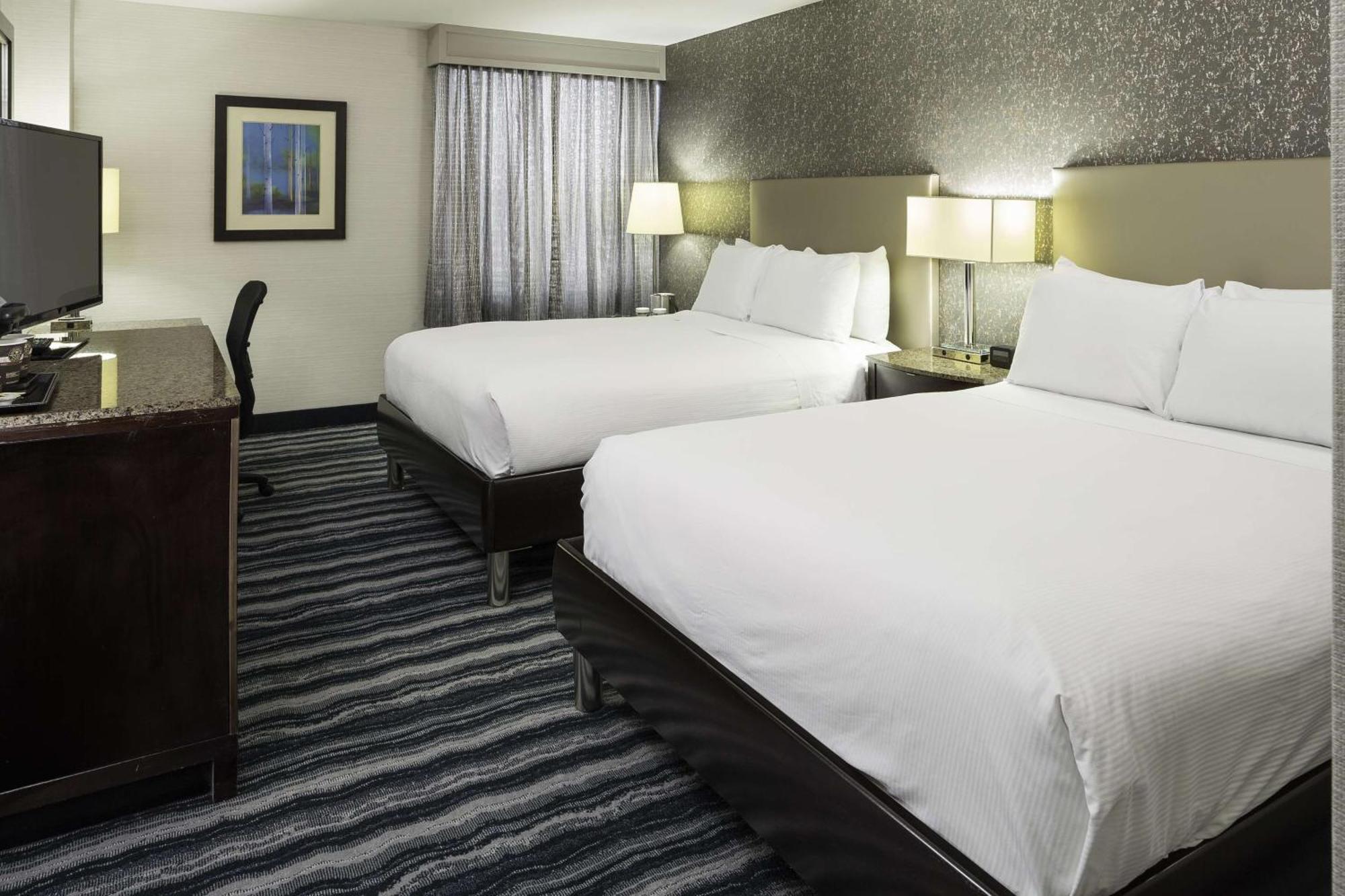 Double Room with Two Double Beds - Mobility and Hearing Access