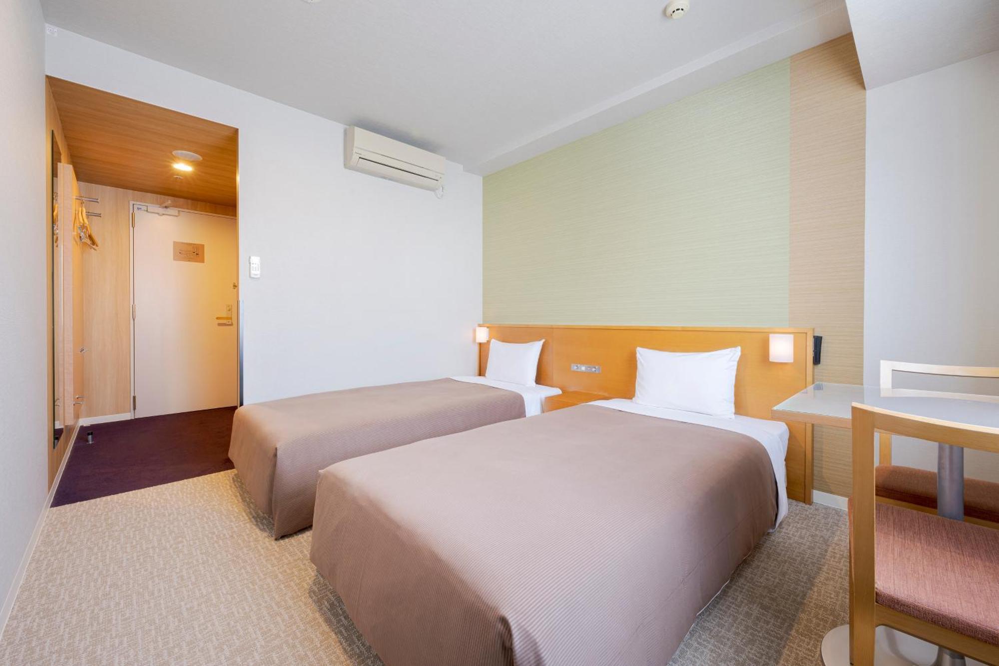 Quarto com 2 Camas de Solteiro - Não Fumantes