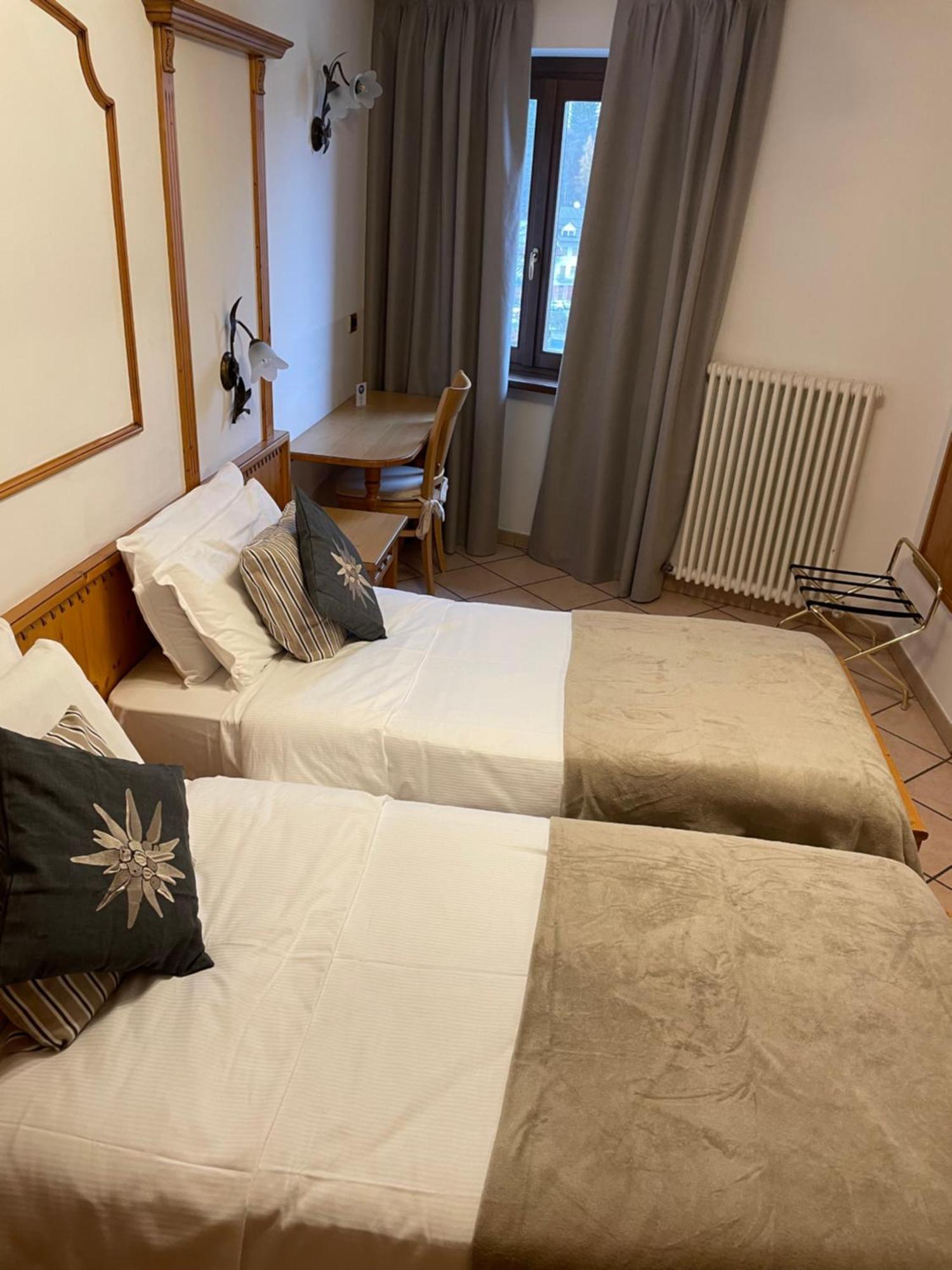 Double Room,1623656154:JPEG