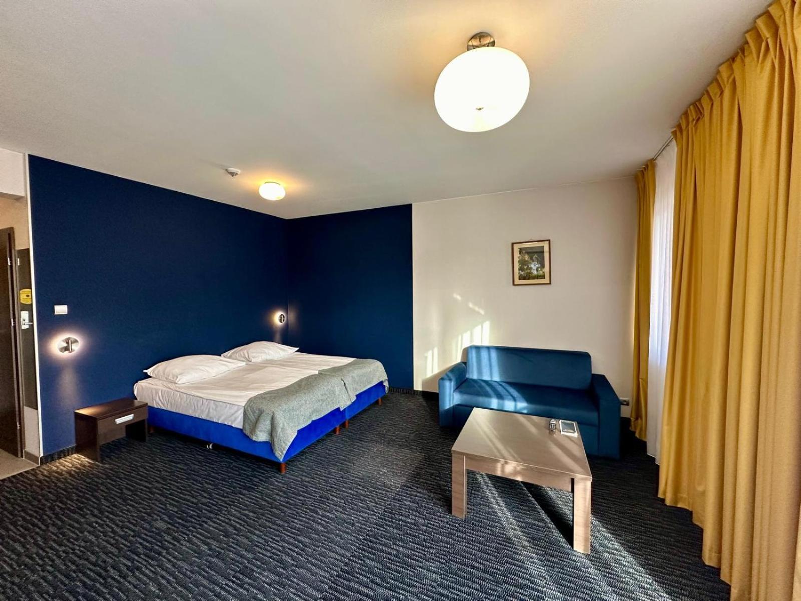 Standard Plus Room 2 Single Beds,1624769956:JPEG