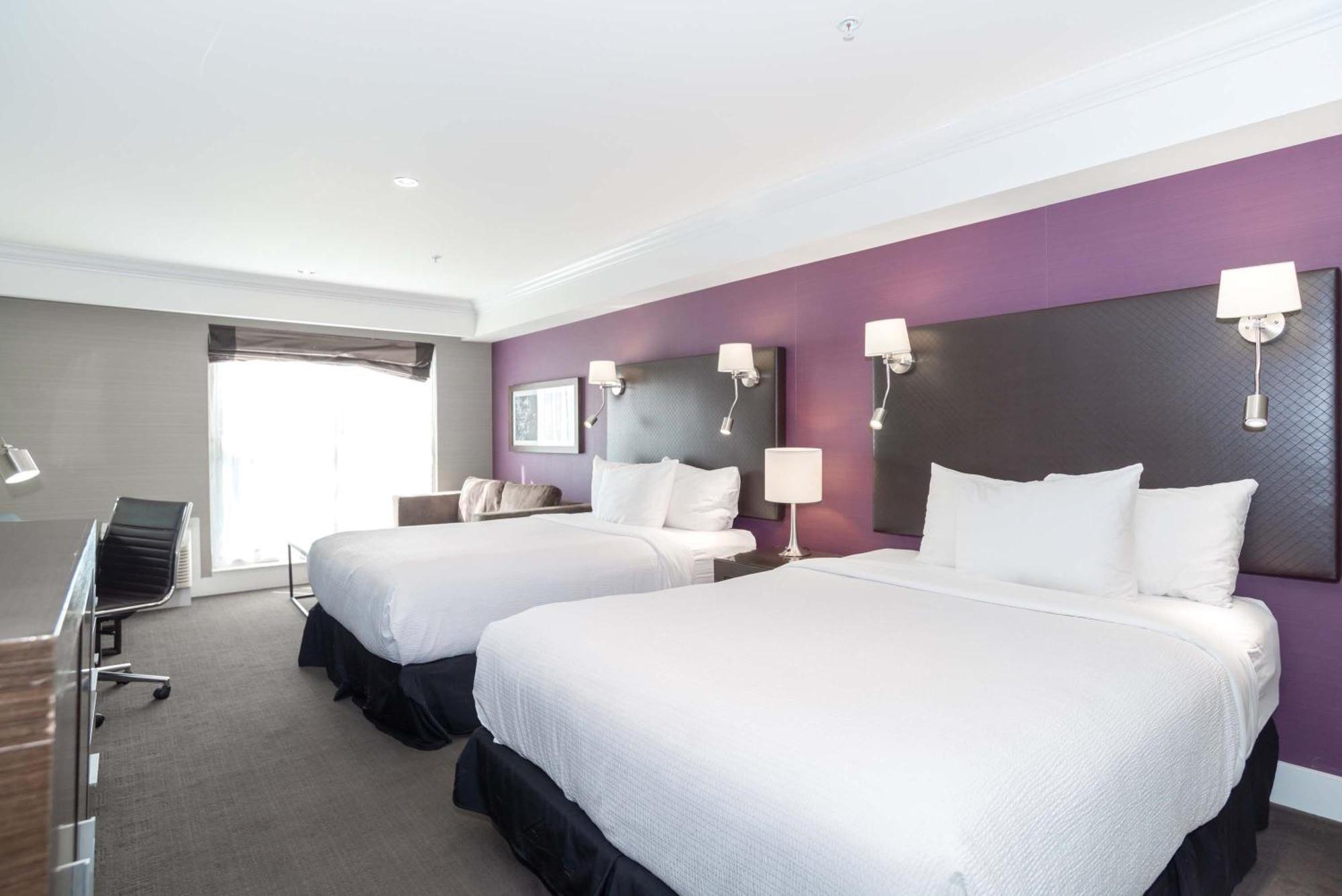 Grand Room 2 Queen Beds City View