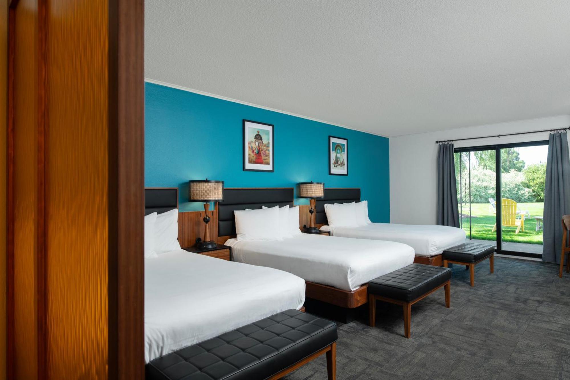 Deluxe Triple Room,1625485467:JPEG