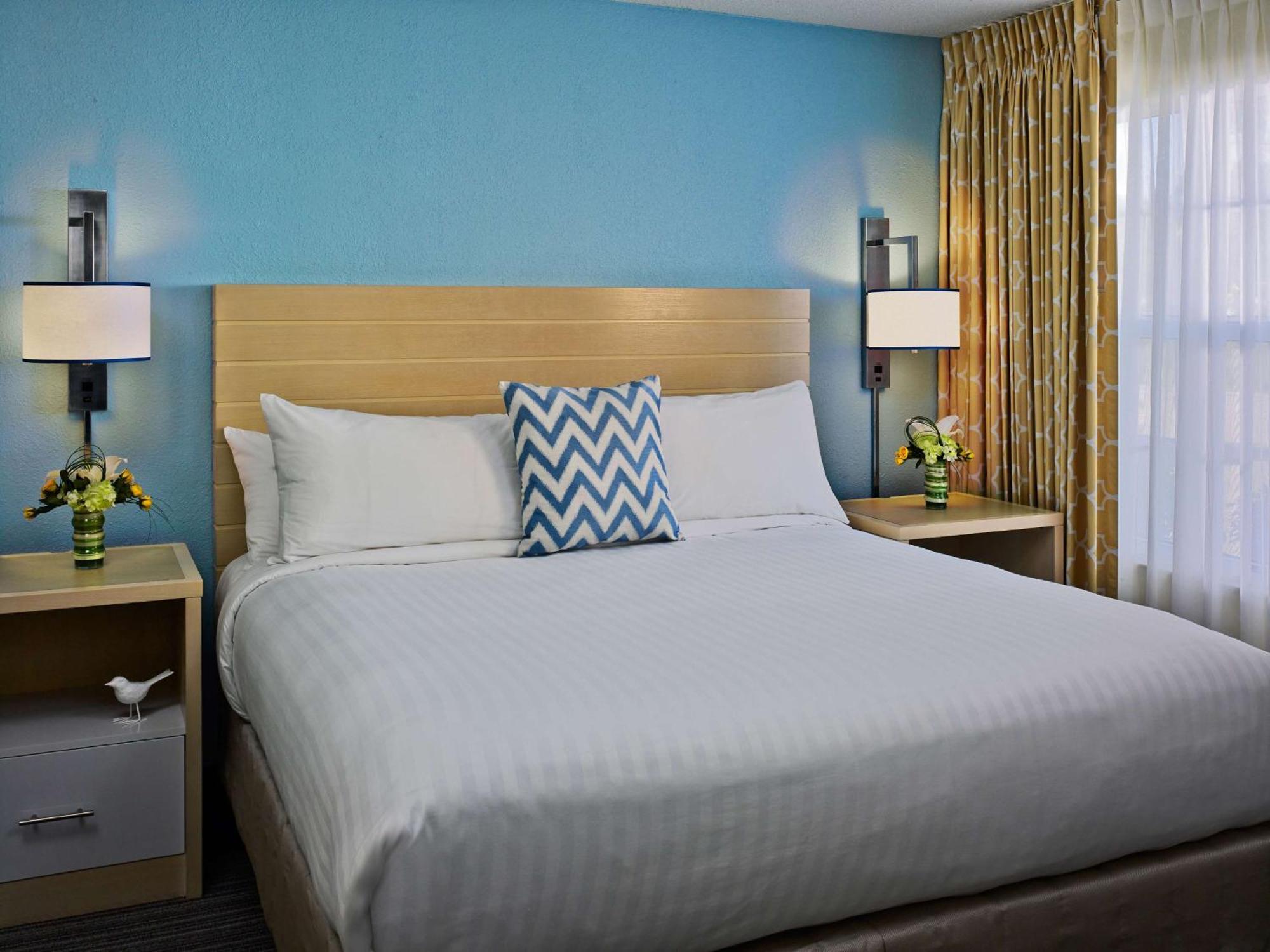 Two-Bedroom Suite