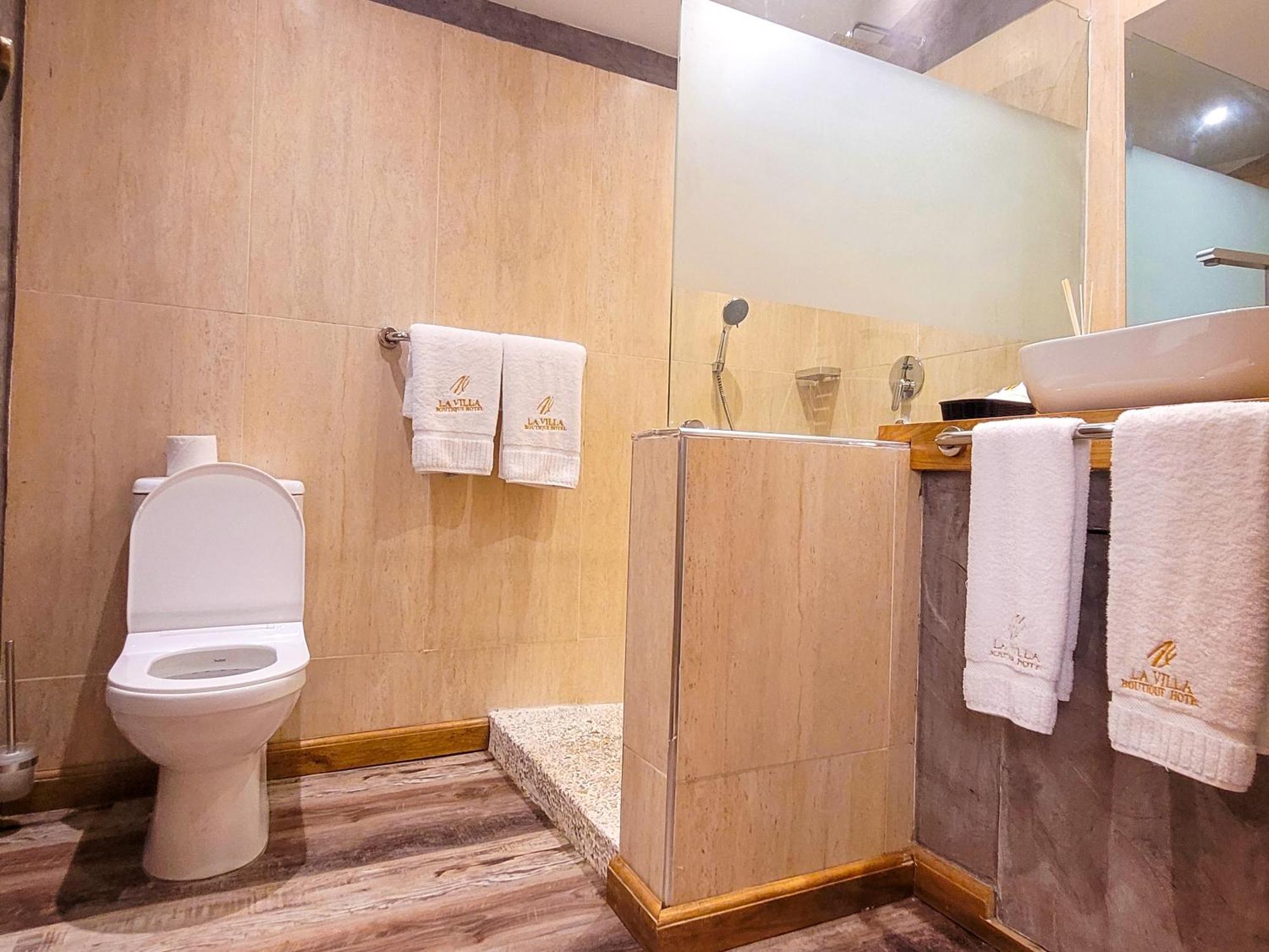 Executive Suite