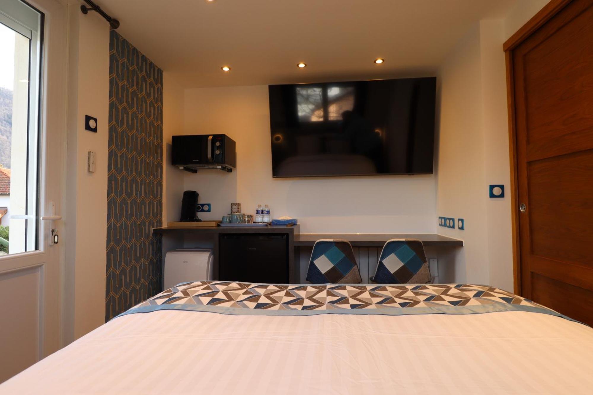 Deluxe Double Room Balcony,1625635133:JPEG