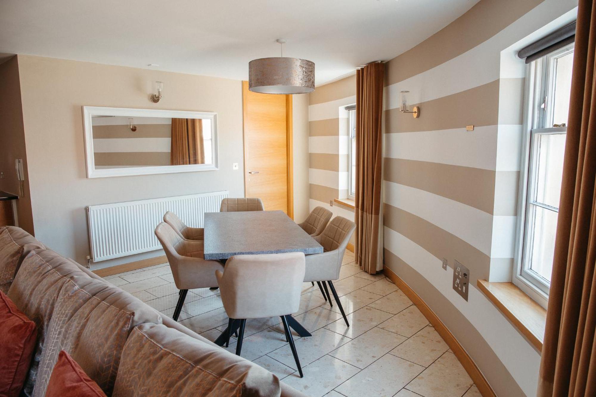 Large Superior 2 Bedroom Apartment