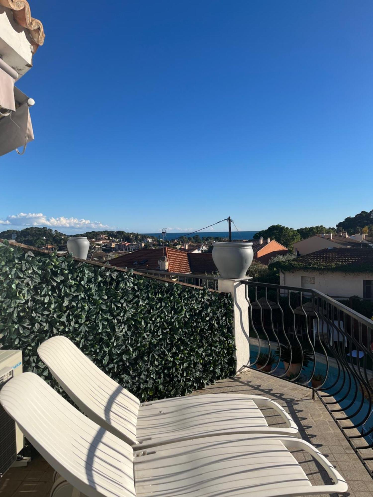 Double Room Terrace Hill View