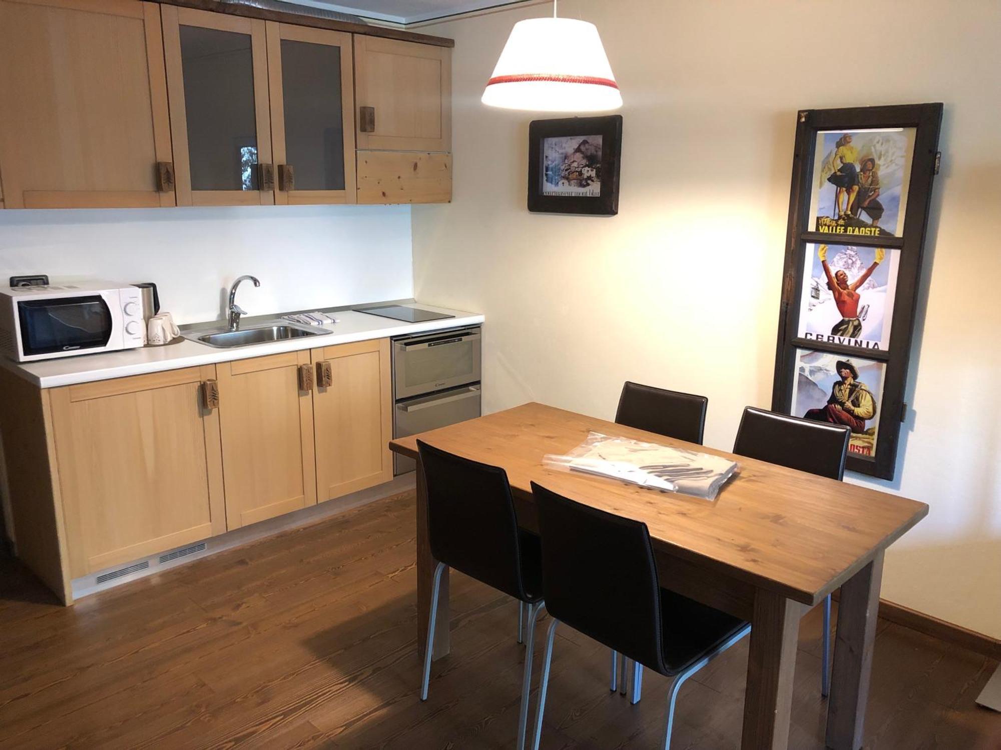 Superior One-Bedroom Apartment