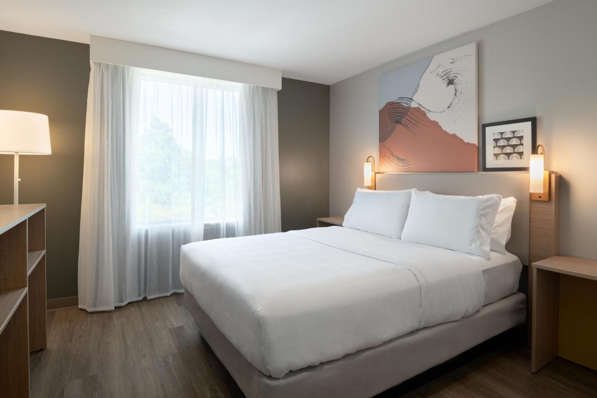 Queen Suite Two Queen Beds