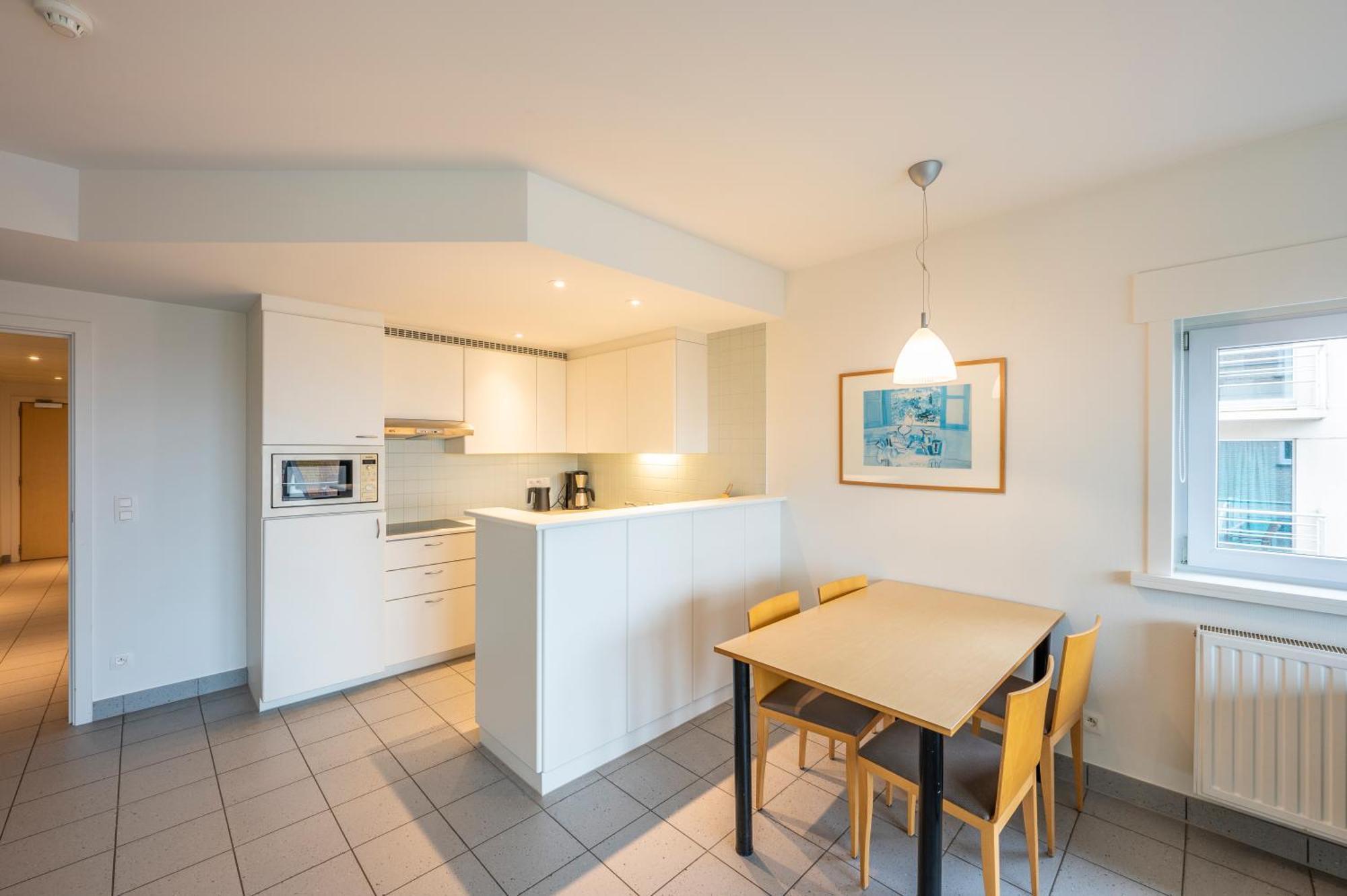 One-Bedroom Apartment City View
