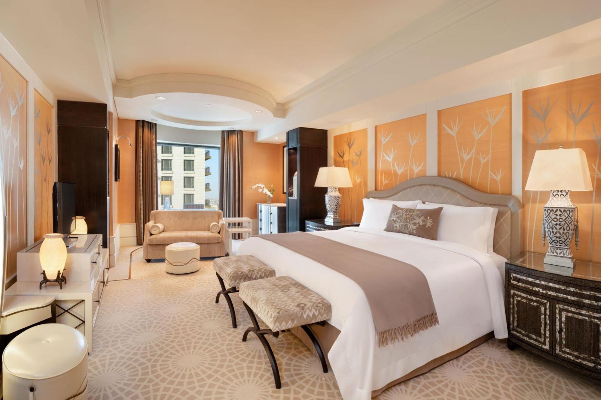 Deluxe Partial Nile View Guest room 1 King