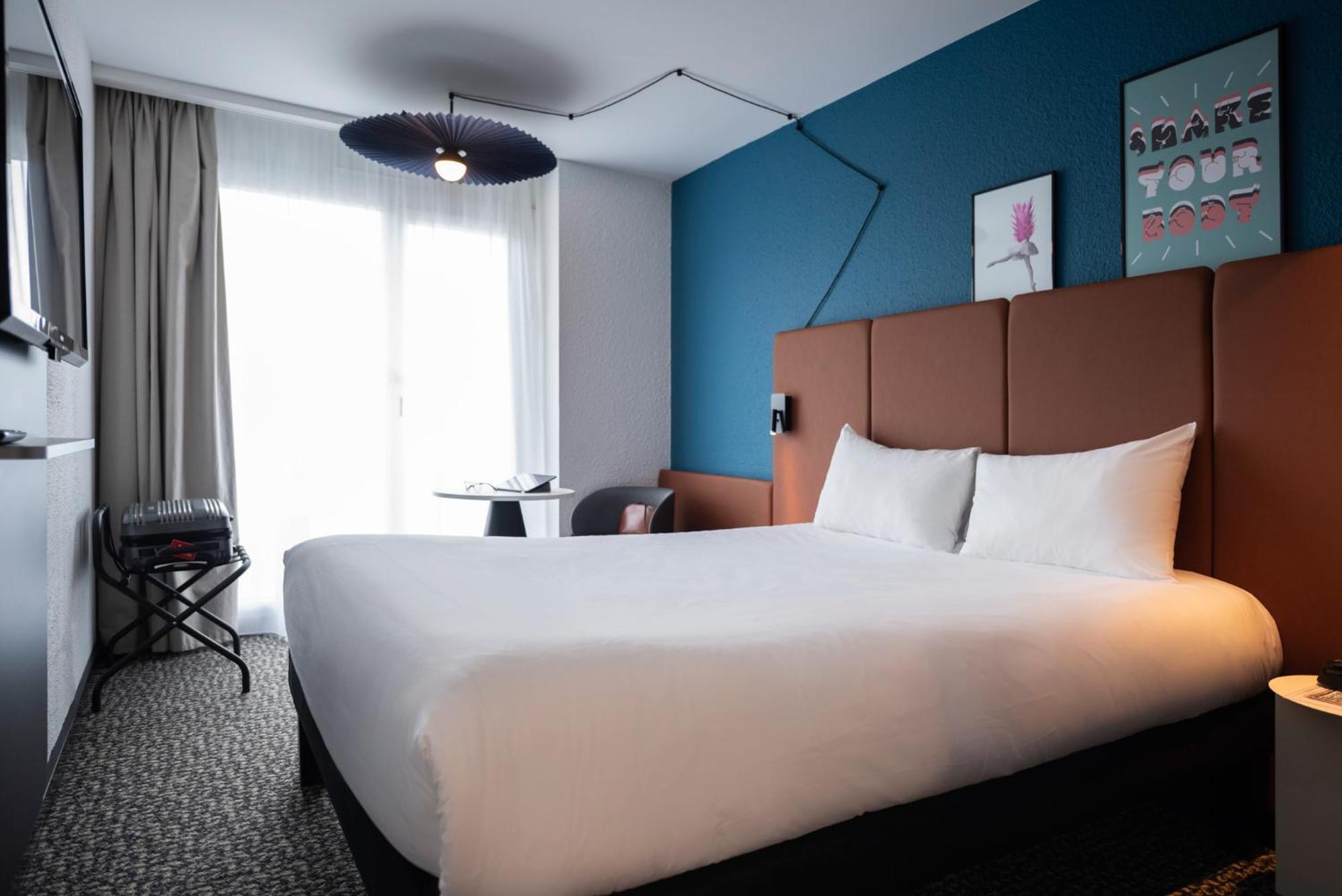 Standard Double Room,1707117560:JPEG