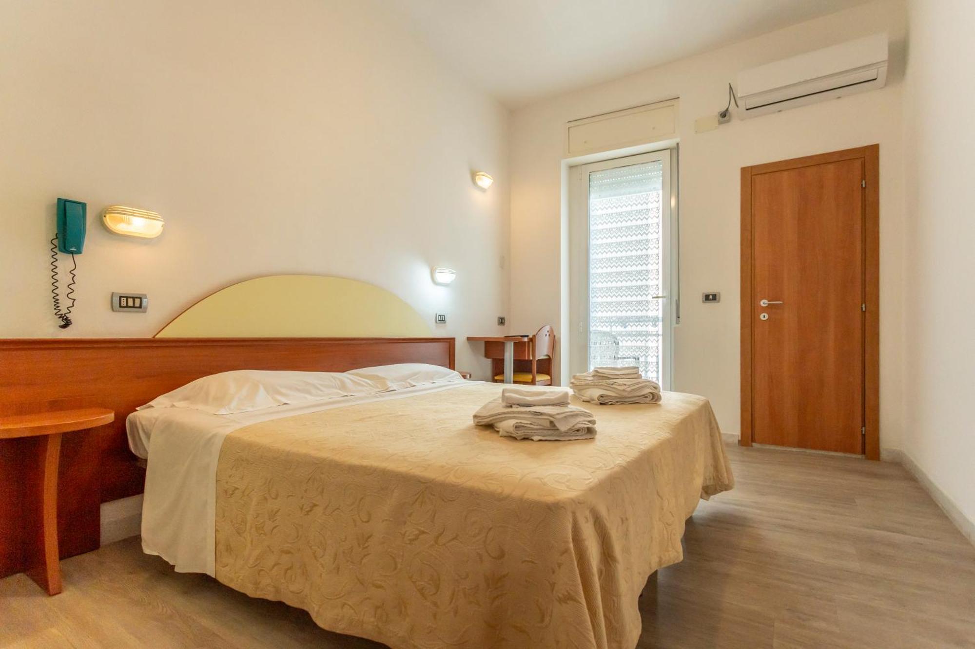 Standard Double or Twin Room Balcony