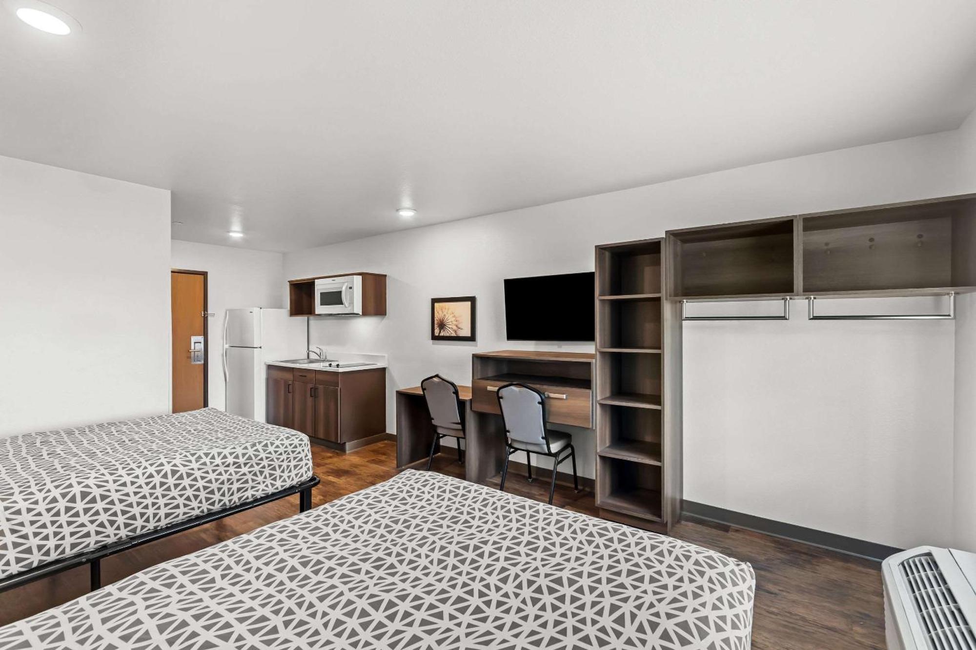 Double Room Two Double Beds Non-Smoking