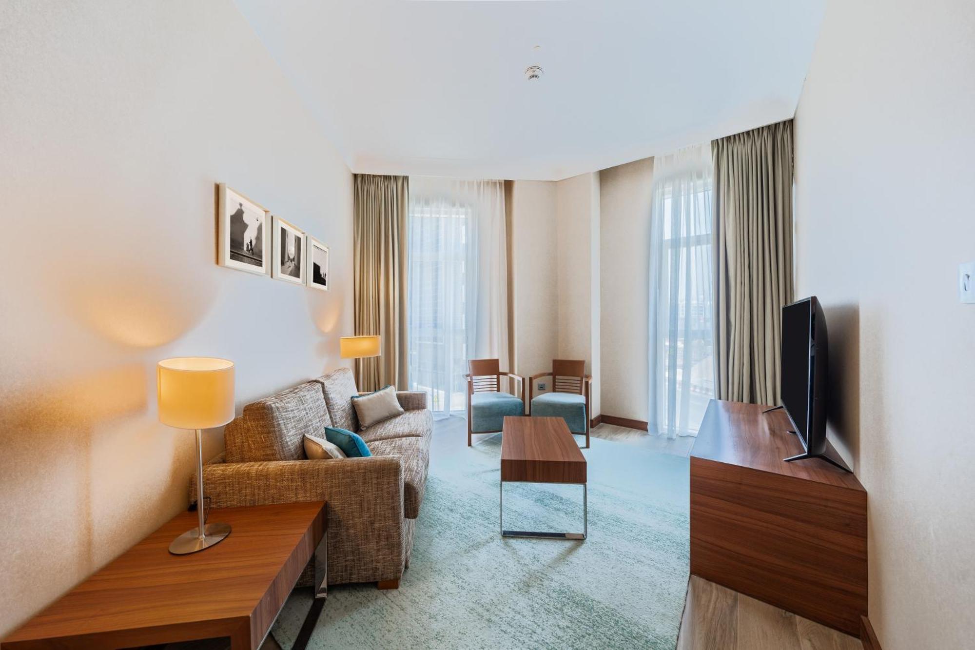 One-Bedroom King Suite