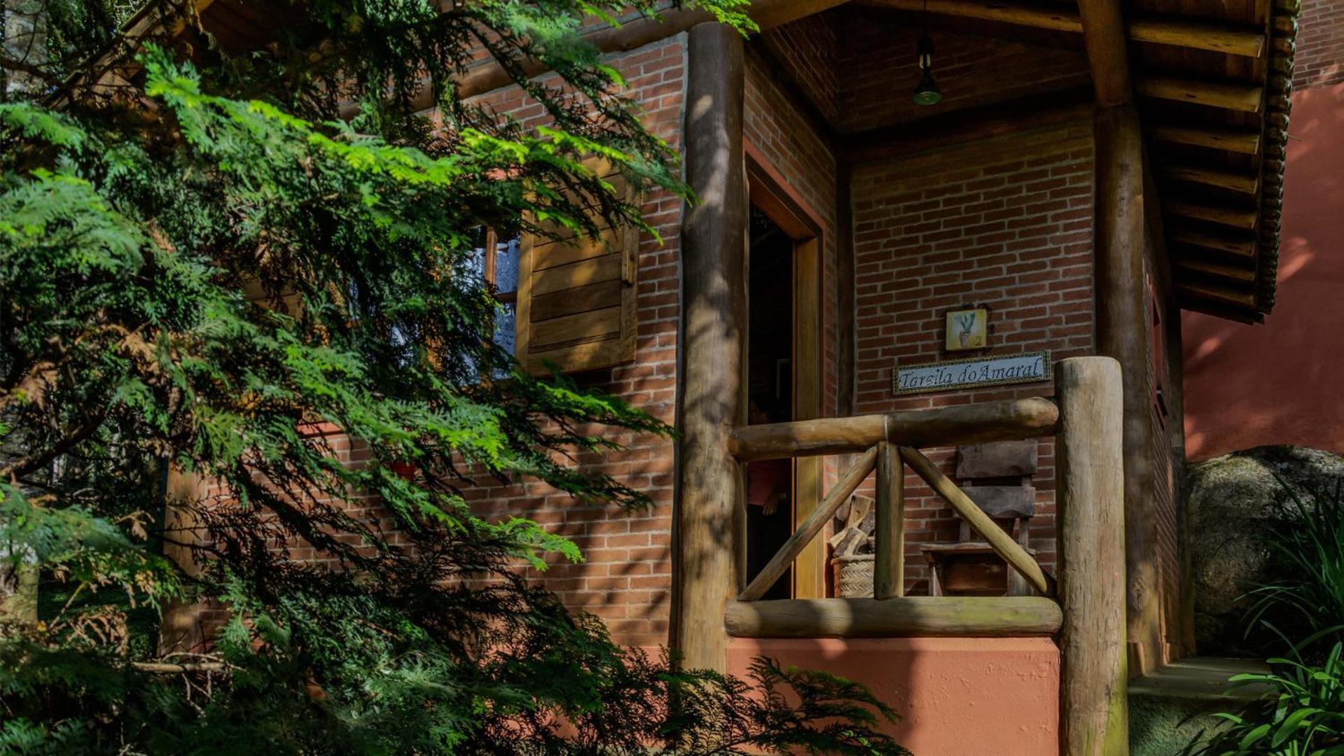 Chalet Tarsila do Amaral