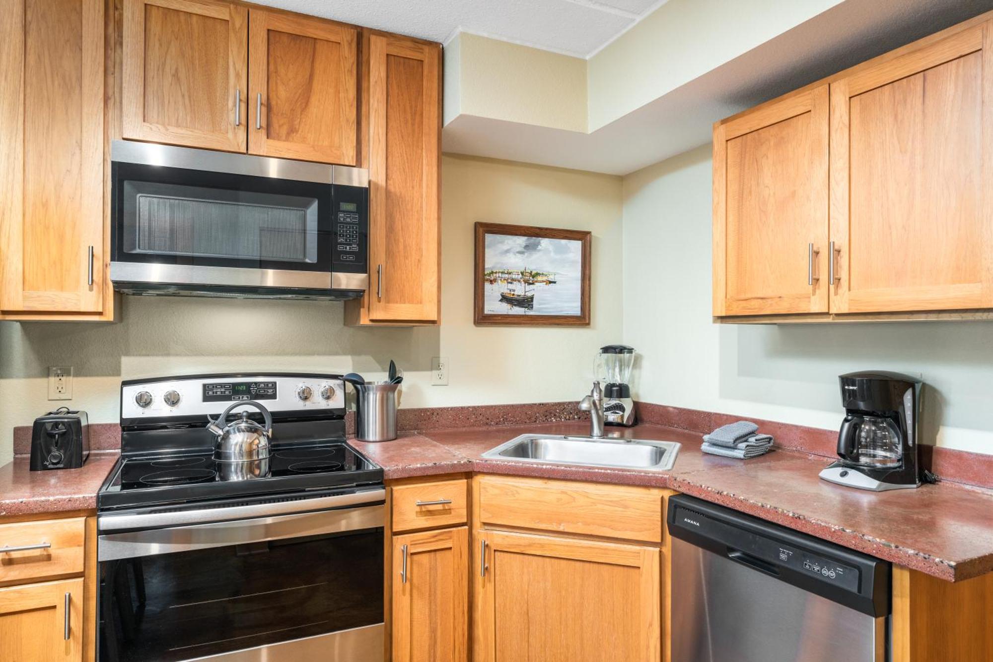 One-Bedroom Lakeside Suite