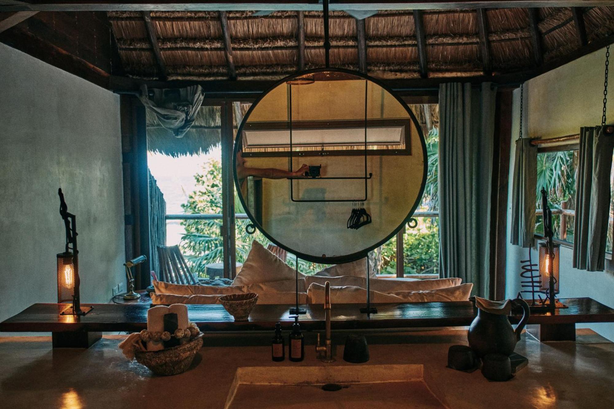Deluxe Double Room Side Sea View
