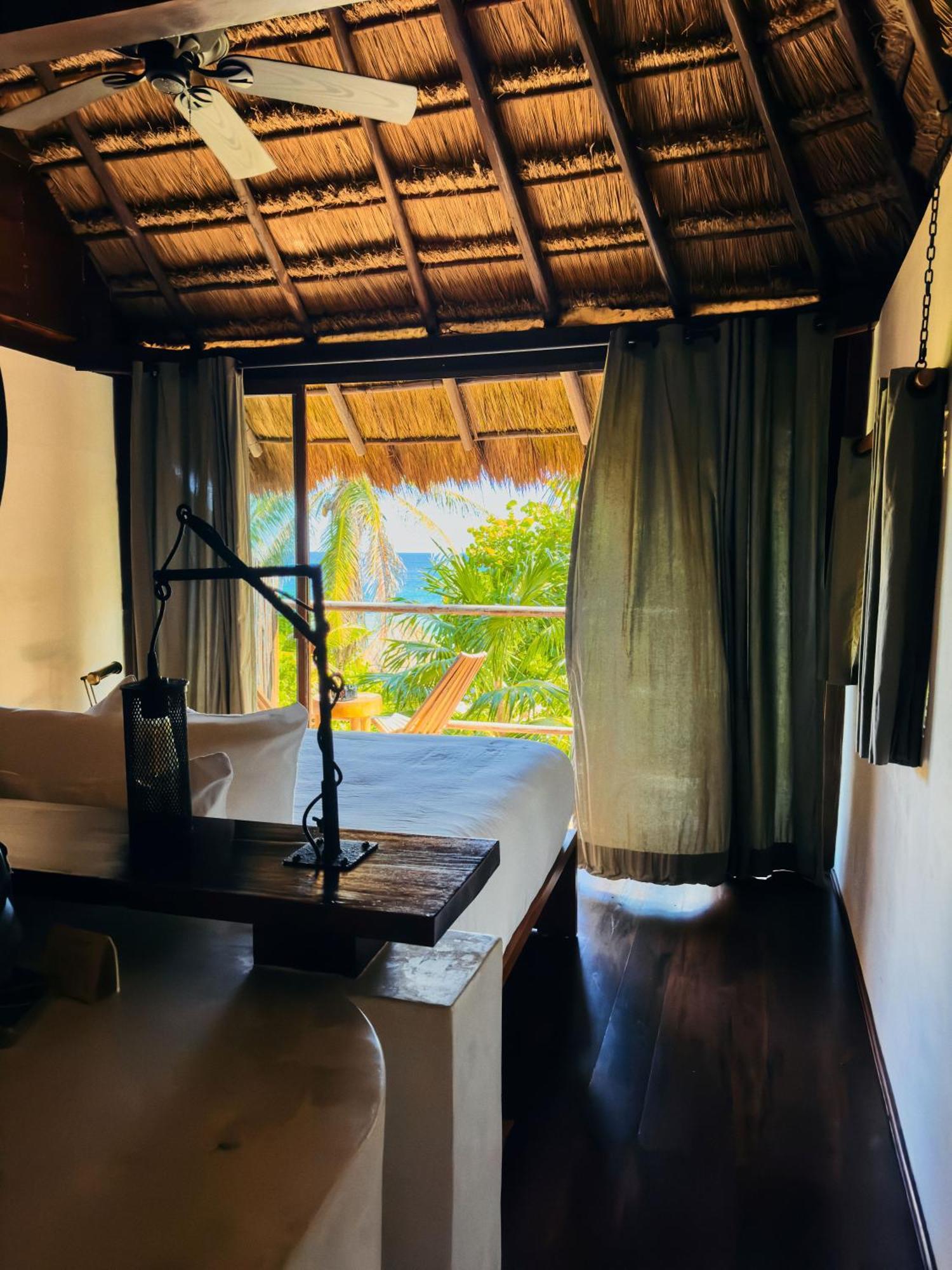 Deluxe Double Room Side Sea View