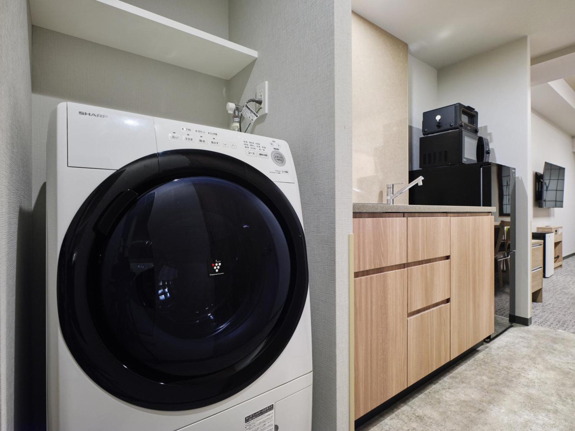 Standard Family Room Washing Machine