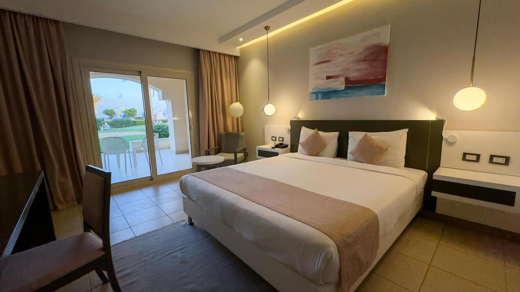 Premium Room Pool View