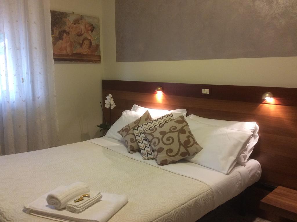 Double Room Lake View