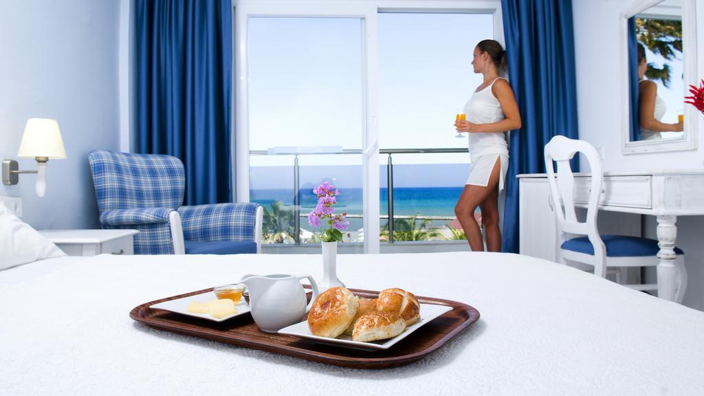 Standard Double or Twin Room Sea View,537712722:JPEG