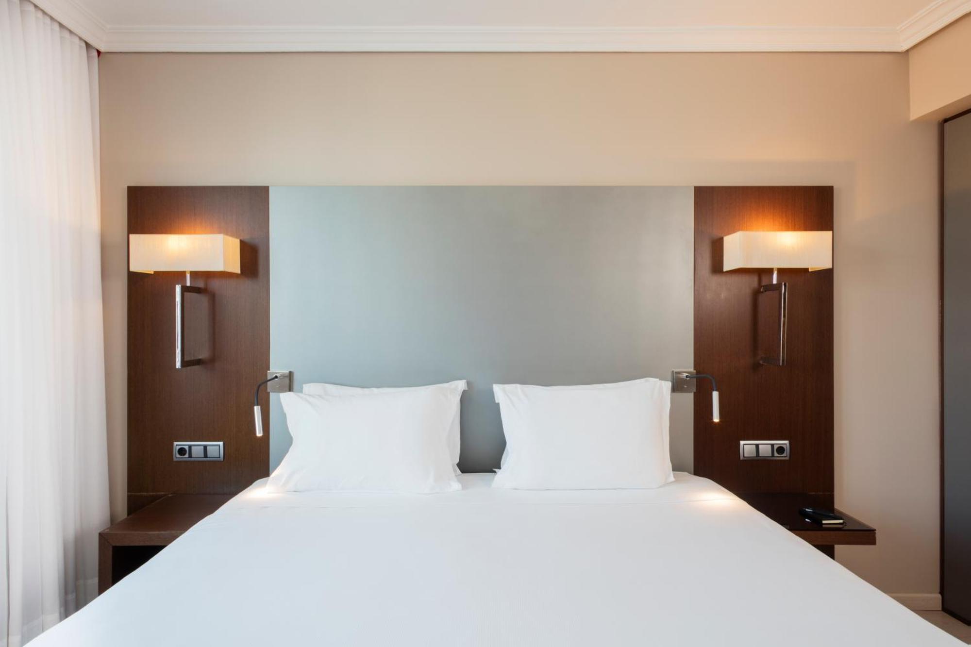 Classic Double or Twin Room,1273118038:JPEG