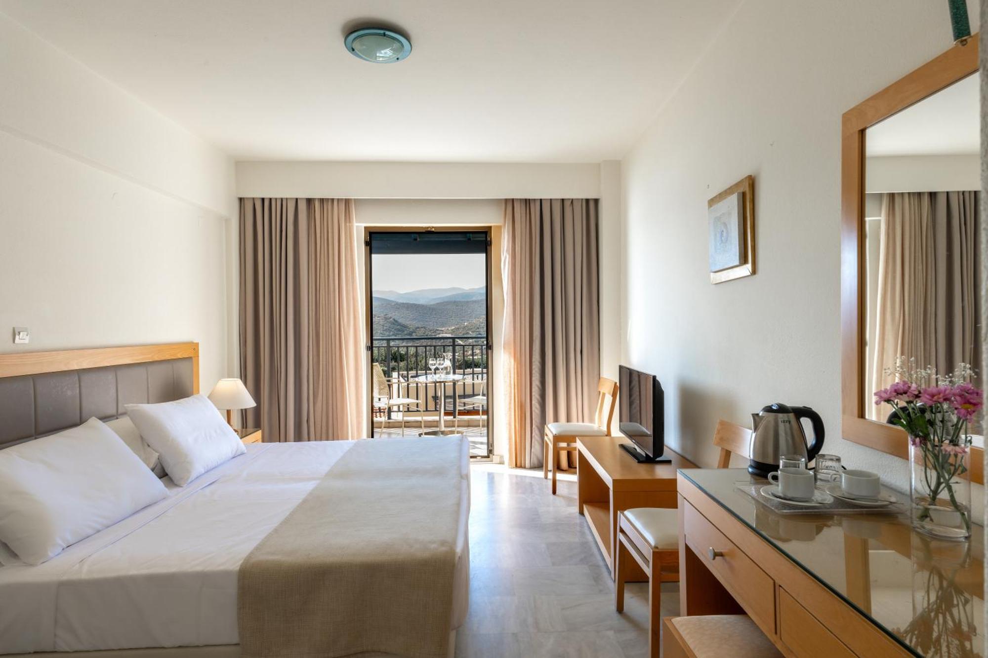 Doppelzimmer mit seitlichem Meerblick