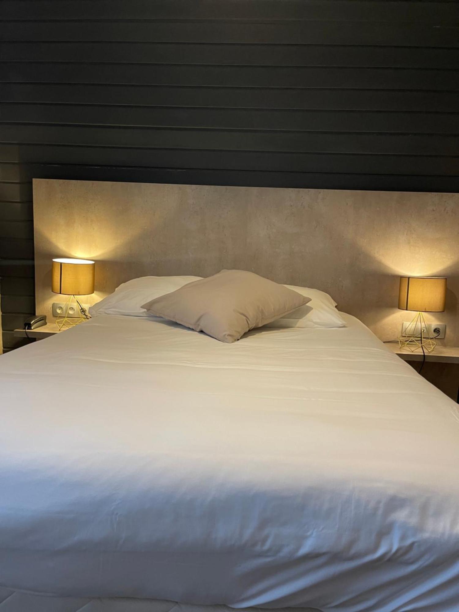 Double Room,1628654890:JPEG