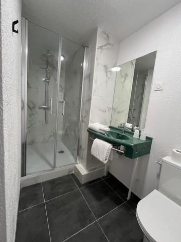 Triple Room Private Bathroom,1644482734:JPEG