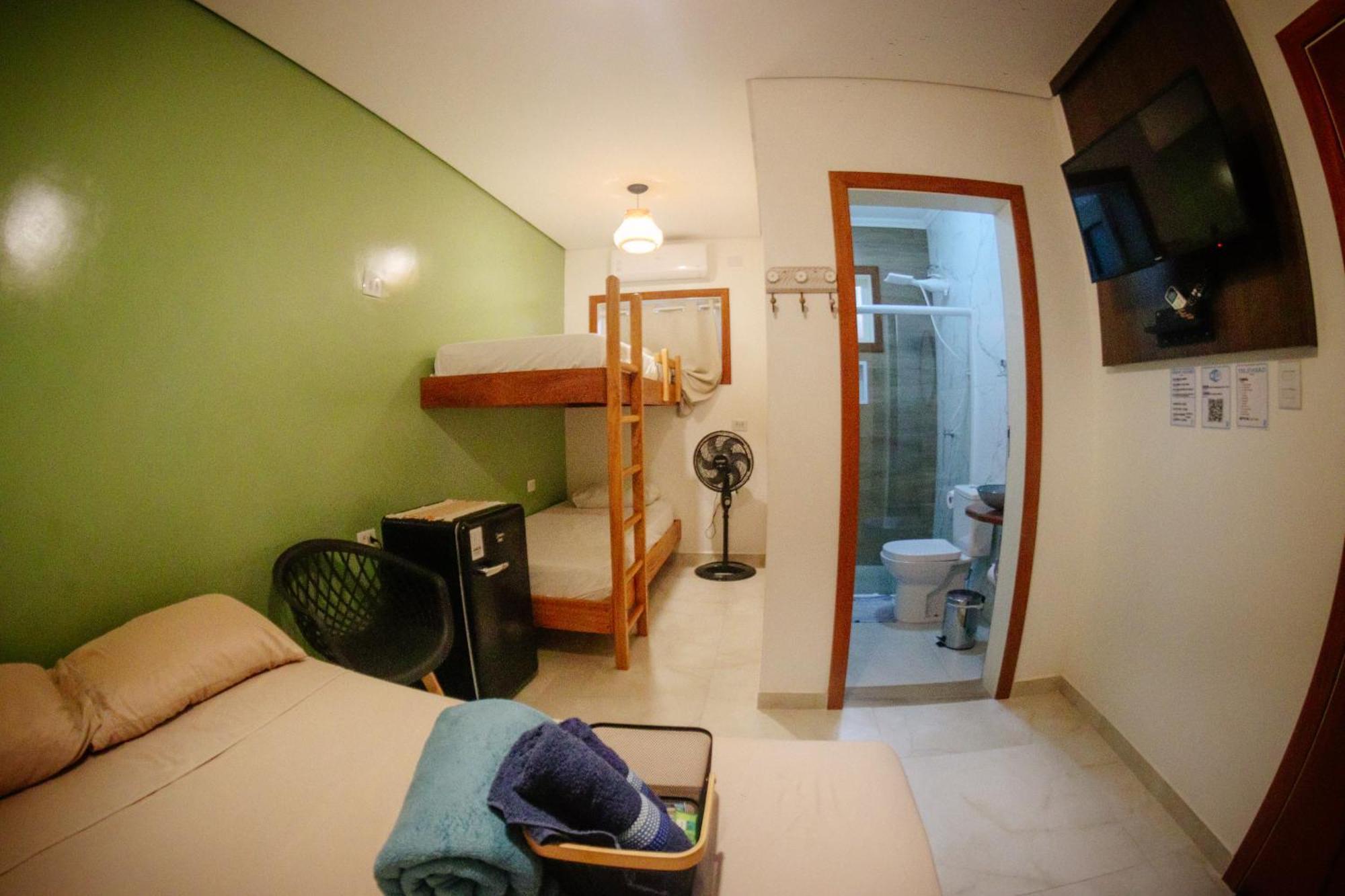 Quadruple Room Private Bathroom