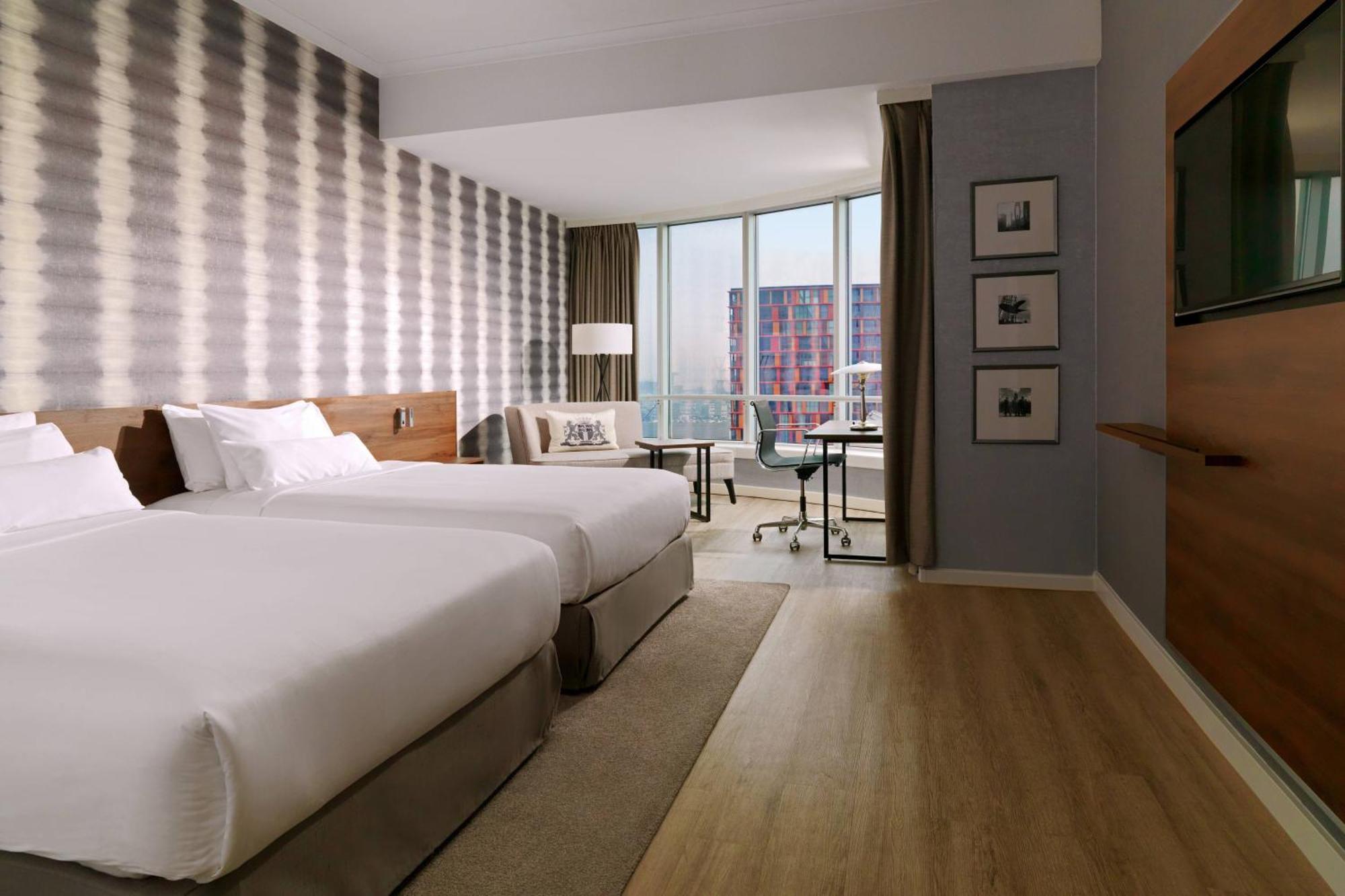 Executive Twin Room M Club Lounge Access