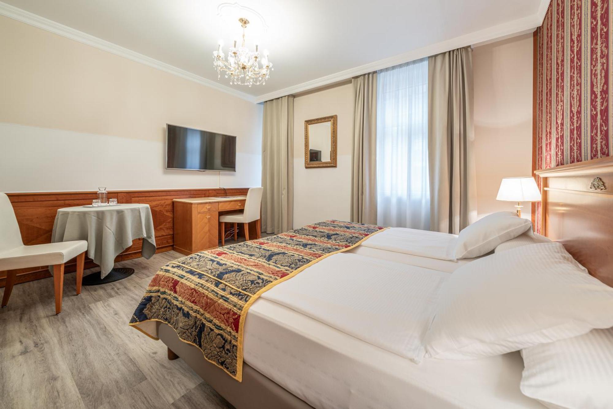 Comfort Double or Twin Room