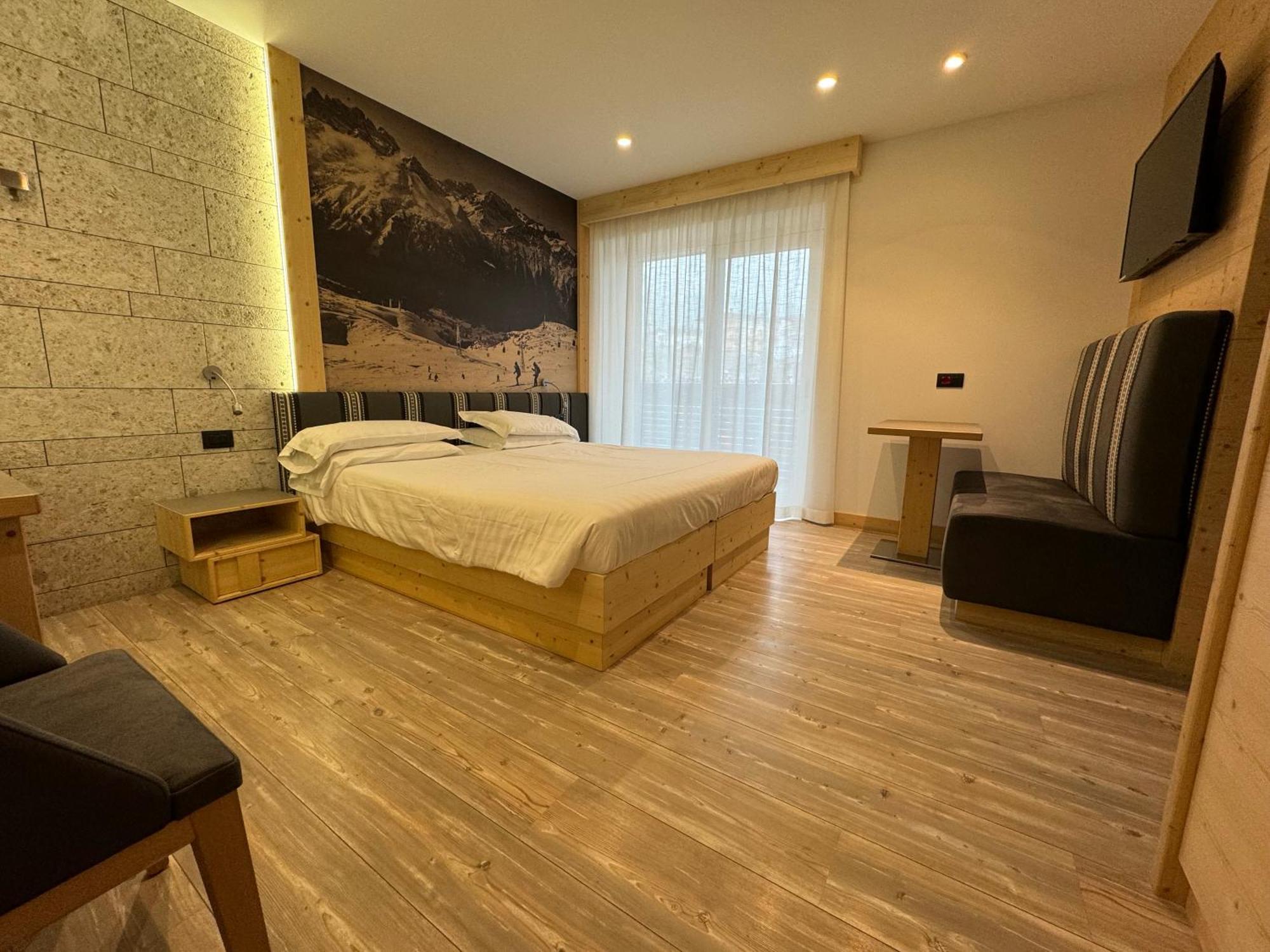 Deluxe Double Room Balcony